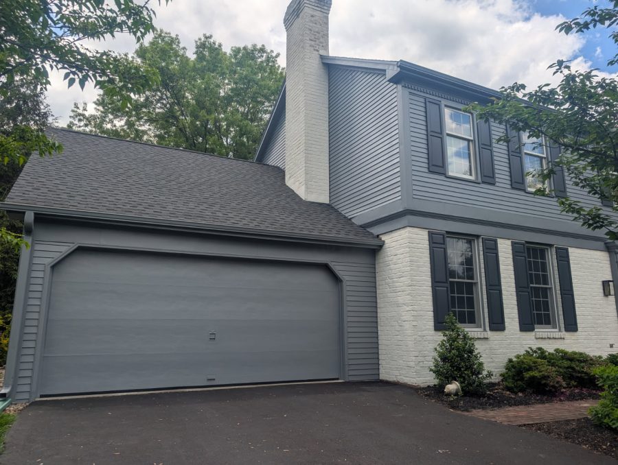 residential exterior painting after painting - garage door Preview Image 1
