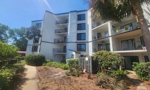 Ocean Walk Villas (Side)