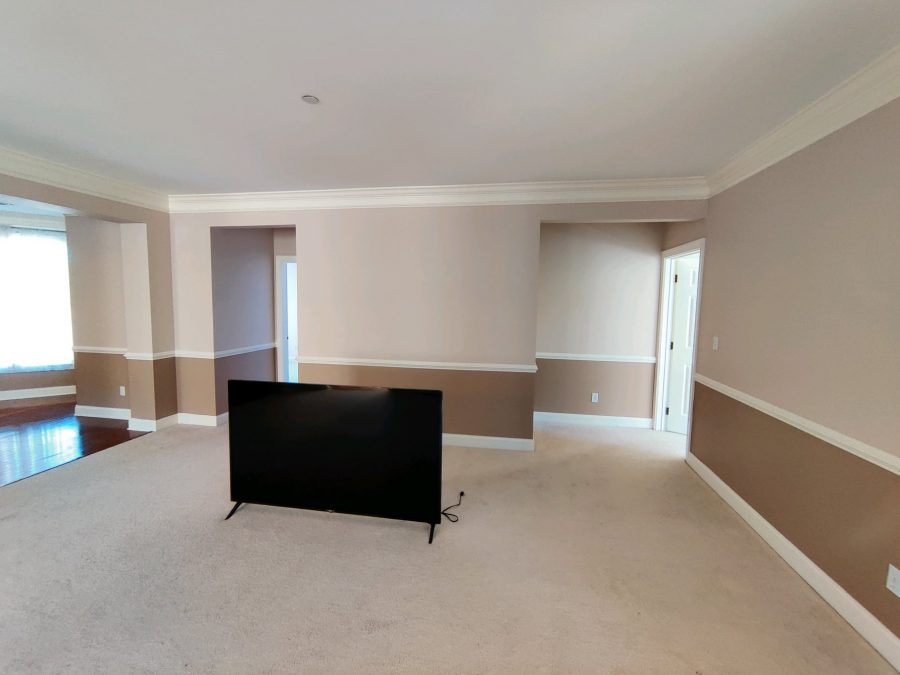 living room Preview Image 9