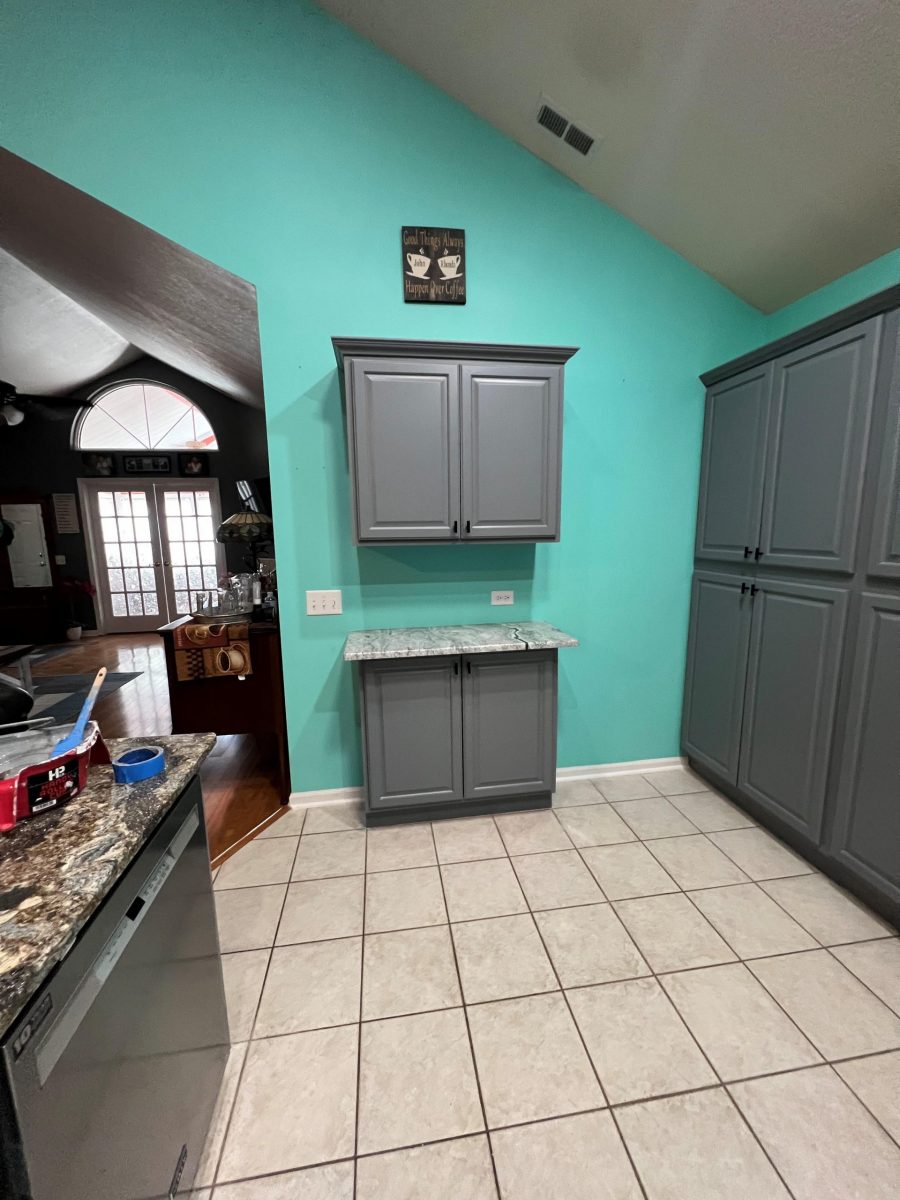 Professional Cabinet Painters Manteno, IL Preview Image 2