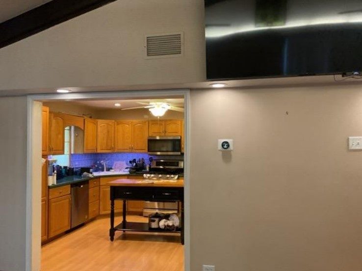 home kitchen doorway Preview Image 4