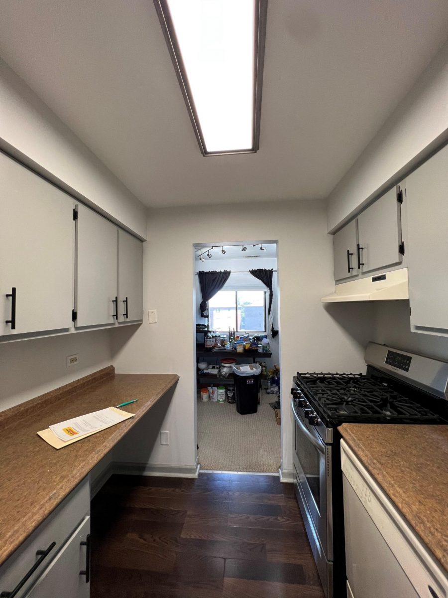 Oak Forest, IL Cabinet Painting