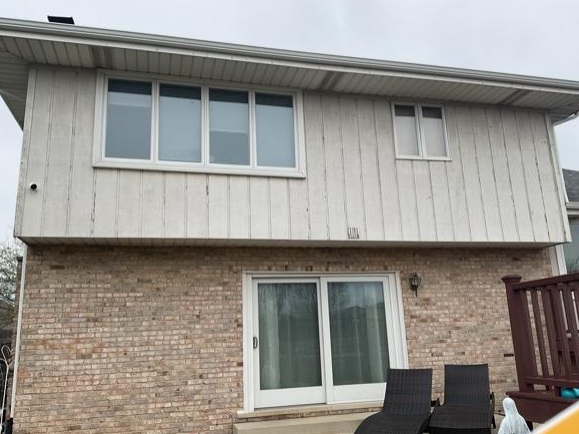 house exterior with worn paint Preview Image 2