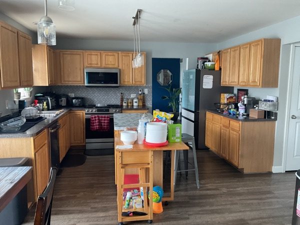 Before Kitchen Cabinte Painting Preview Image 5