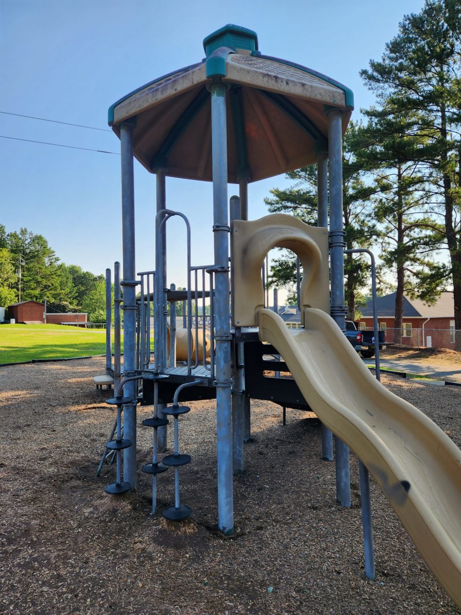 Professional Painters Helena, AL Playground Refinishing Preview Image 3