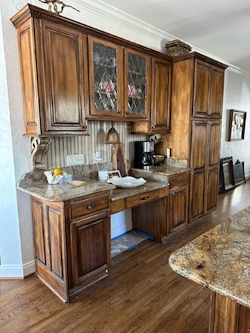 Before Kitchen Cabinet Painting & Refinishing Preview Image 6