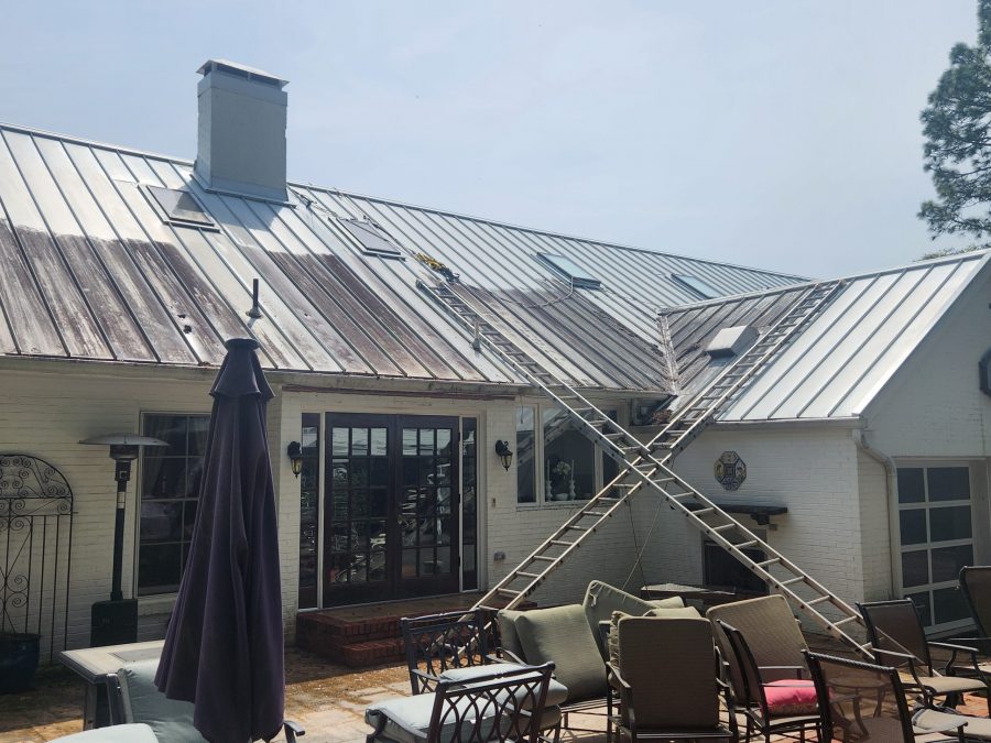 Before Professional Roof Cleaning Preview Image 2