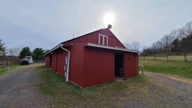 repainted barn in ringoes front side Preview Image 1