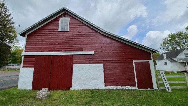barn exterior repainted in califon Preview Image 1