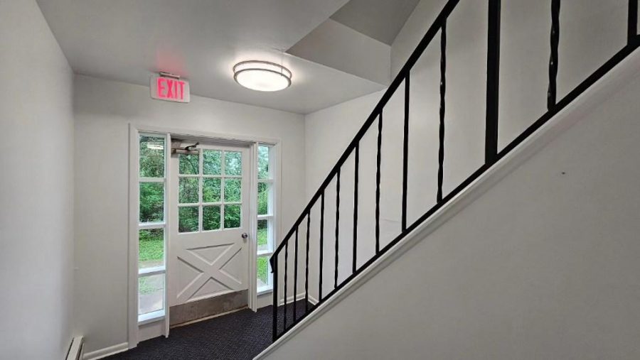 photo of repainted gateway terrace apartments in easton pa Preview Image 2