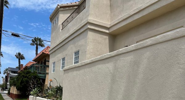 stucco house patching and painting