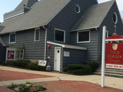 trinty church in East Northport, NY