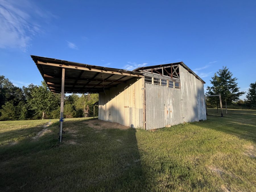 Farm Shed Repaint - before Preview Image 2