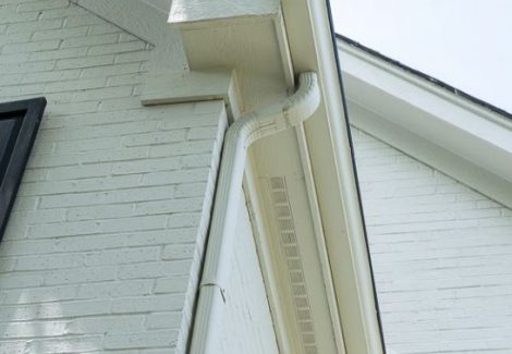 brick house soffits painted