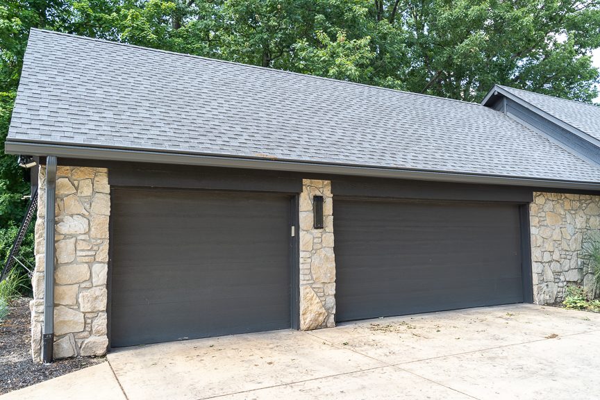 newly painted garage doors Preview Image 6