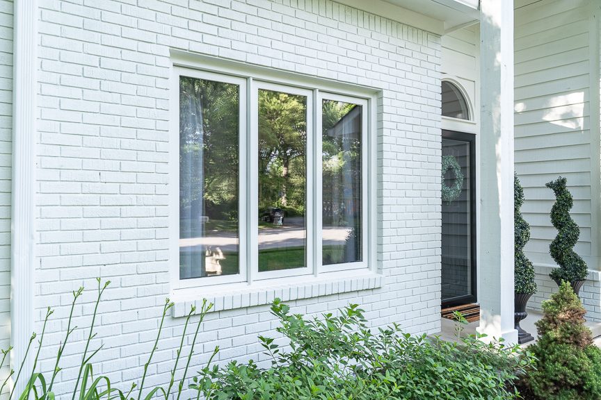 close up of painted brick on front of home Preview Image 2