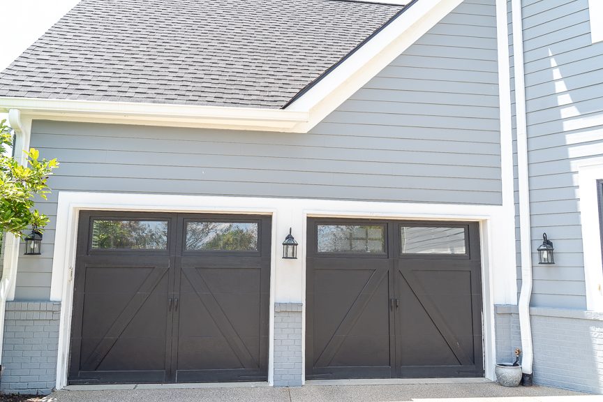 painted garage doors and trim Preview Image 2