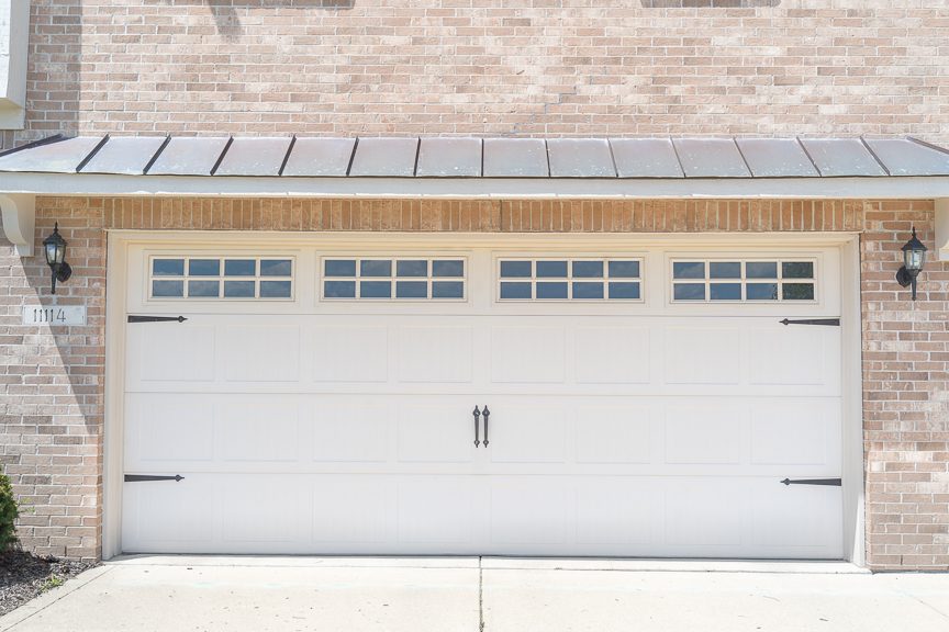 garage door after painting Preview Image 3
