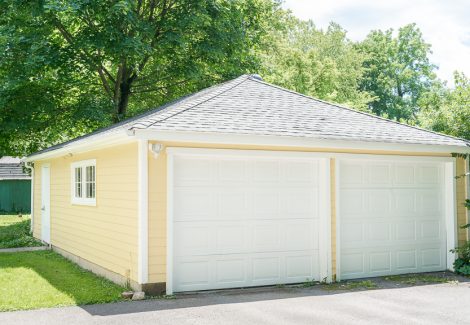 painted garage doors and trim