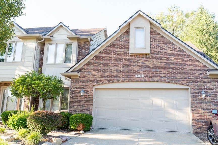 garage door after painting Preview Image 4