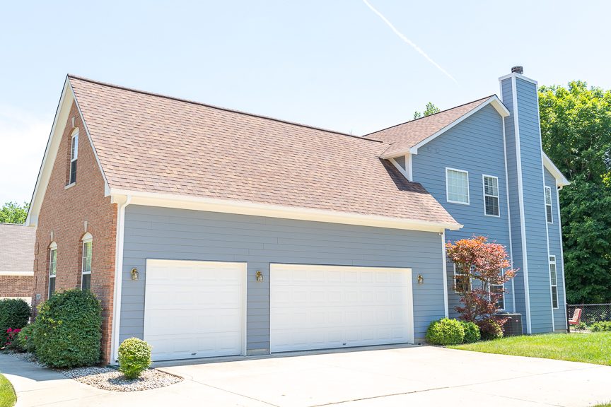 garage doors and siding painted Preview Image 7