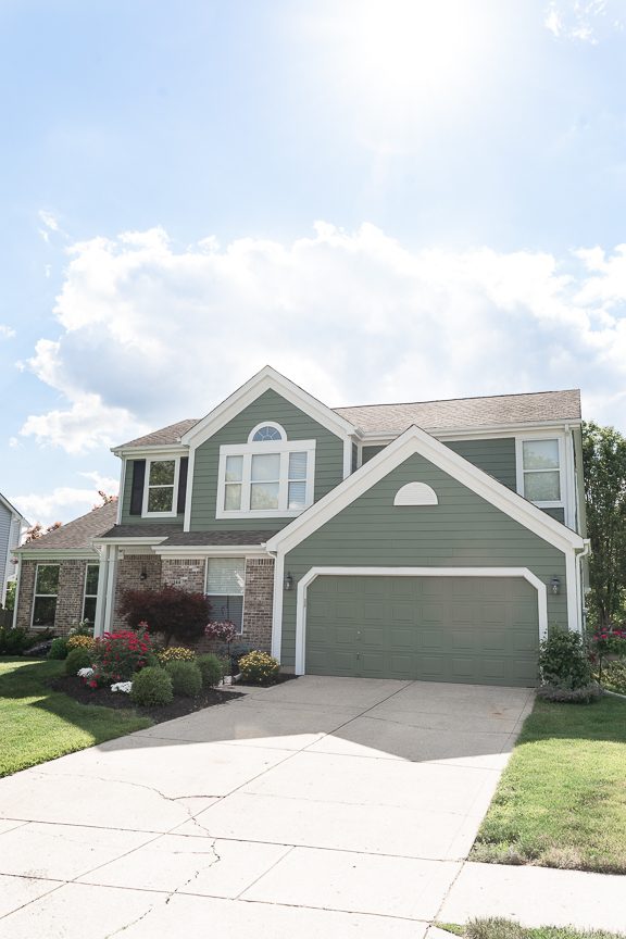 view of newly painted home from curb Preview Image 4