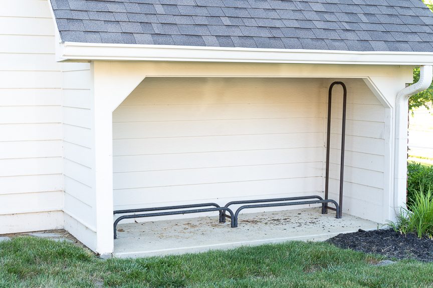 white painted bench area Preview Image 2