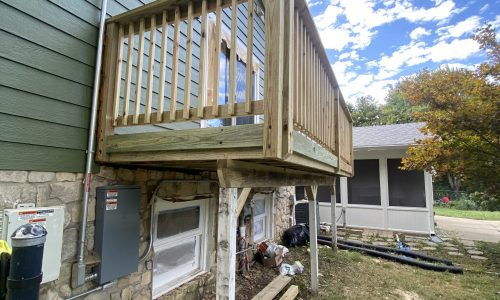 Final Touches for a Secure Balcony
