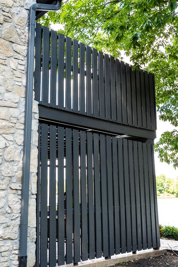 painted fence and railings Preview Image 3