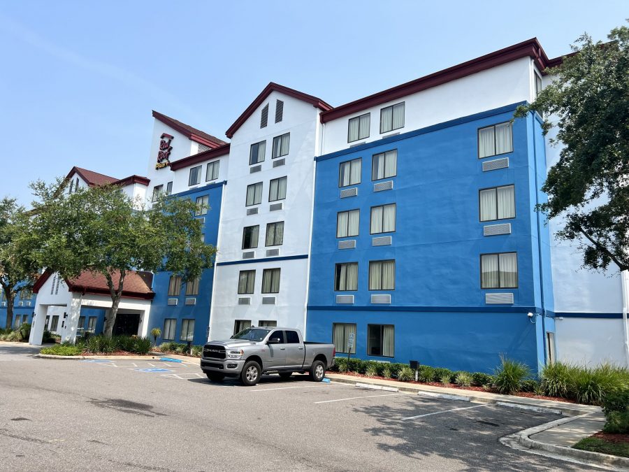 Another View of Red Roof Inn Preview Image 2