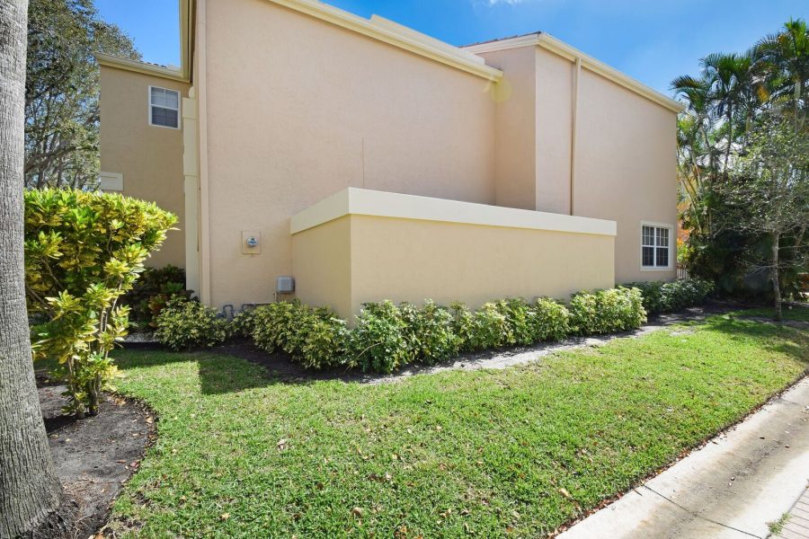 CertaPro Painters in Palm Beach Gardens, FL are your Exterior painting experts