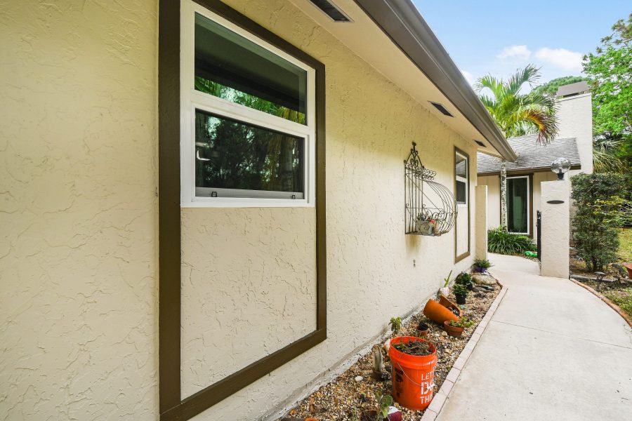 Home Exterior Painting in Jupiter, FL Preview Image 1