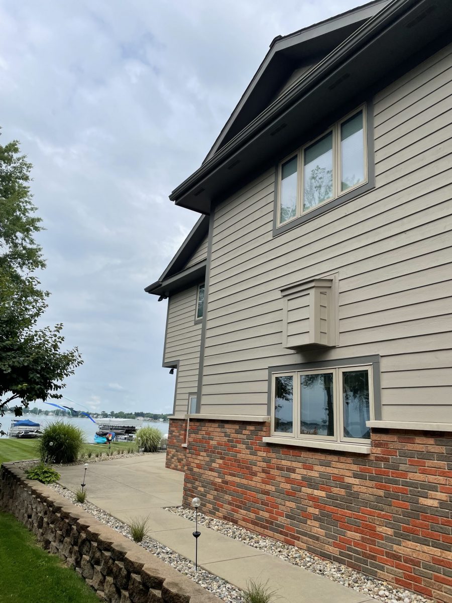 cedar siding painting Preview Image 2