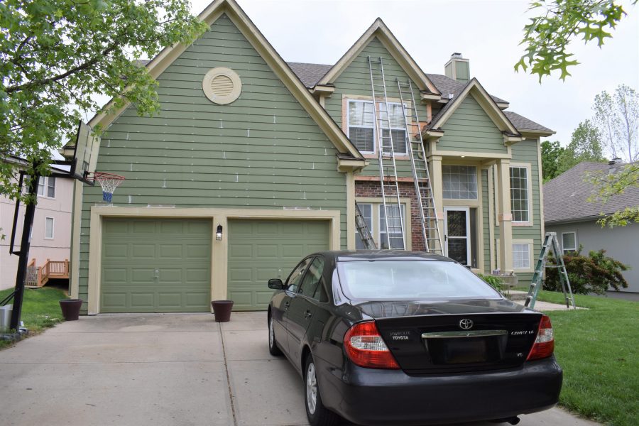 before photo of residential house no paint Preview Image 2