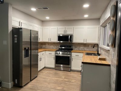 Kitchen Cabinet Painting & Refinishing Professionals