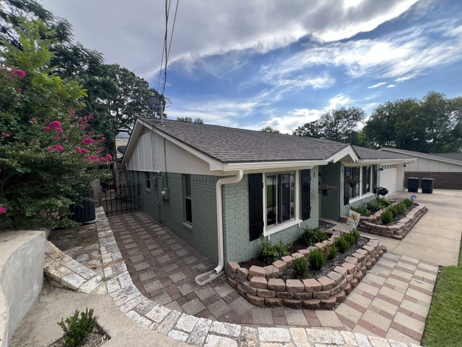 Professionally painted brick - green home Preview Image 1