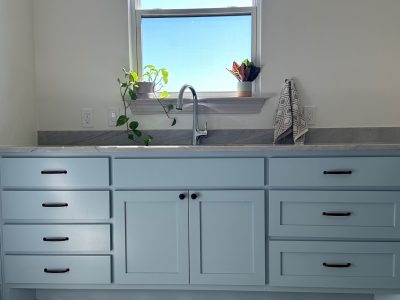 Laundry Room Cabinet and Inteiror Painting