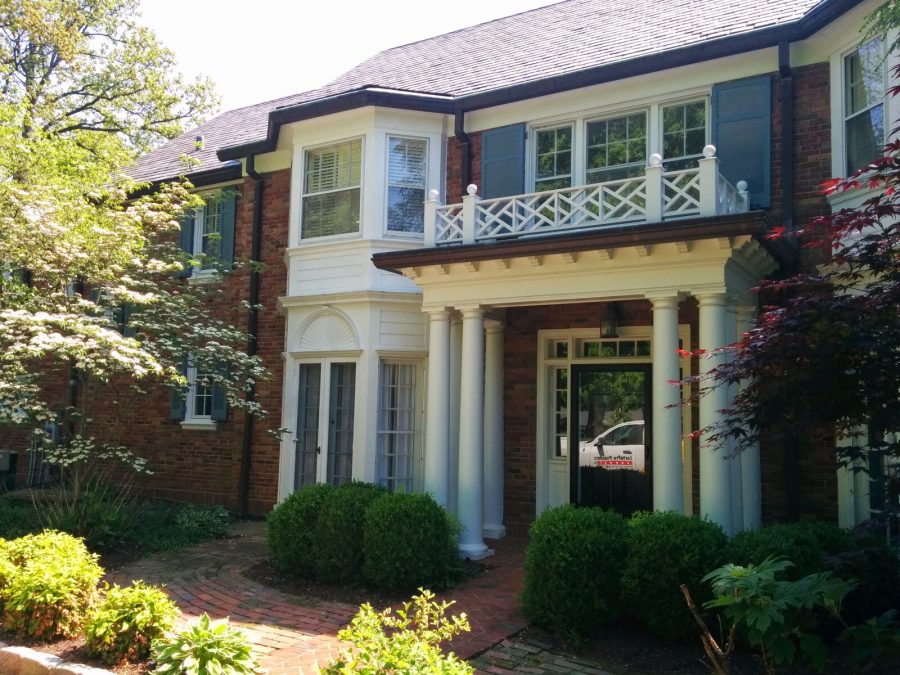 Exterior painting by CertaPro house painters in Creve Coeur, MO