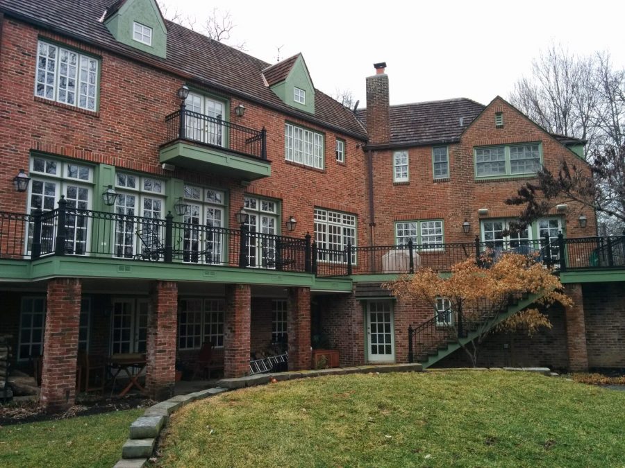 Exterior painting by CertaPro house painters in Ladue, MO