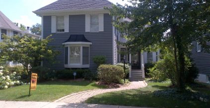 Hinsdale, IL – Exterior