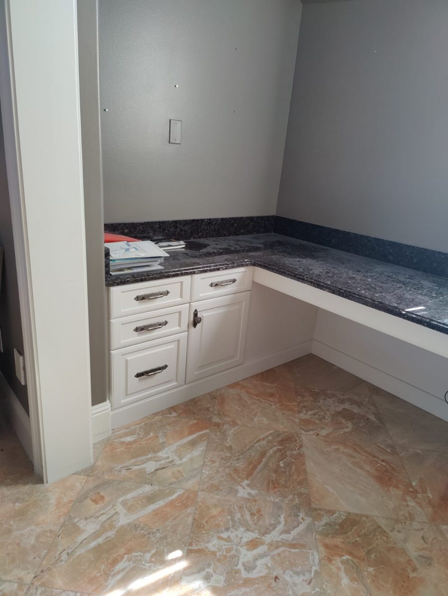 cabinets Preview Image 4