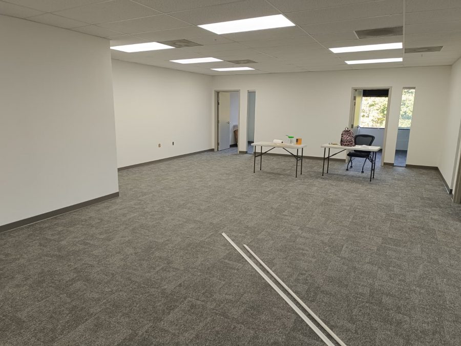 Office before painting project in Greater Lakeland. Preview Image 1