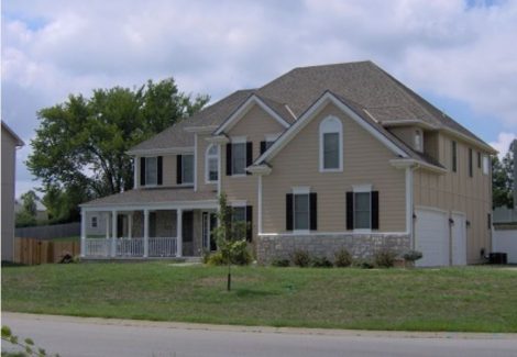 Accent Shutters for A Classic Look