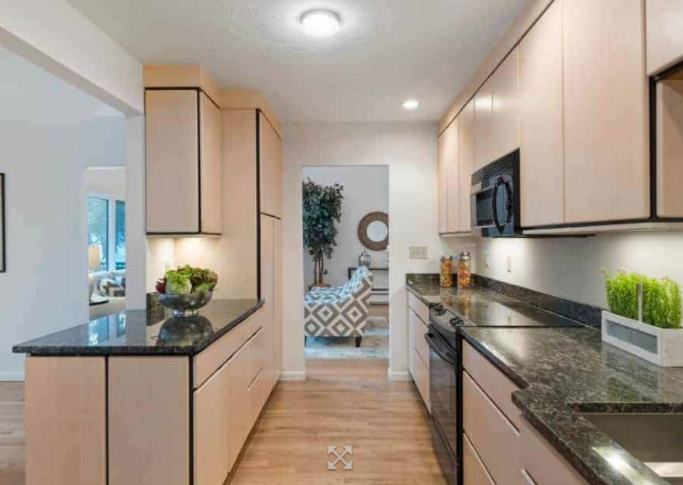 Cabinet Repainting Near Me Preview Image 22