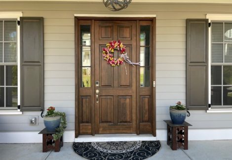 Entrance door before exterior painting services