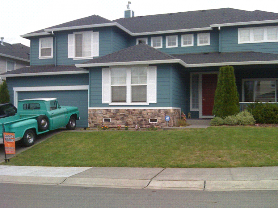 Exterior house painting by CertaPro painters in North Chicago, IL