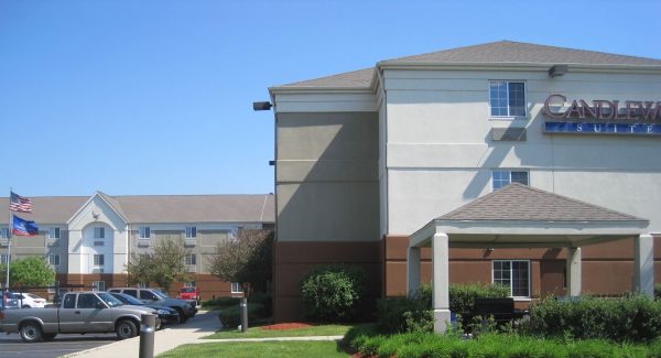 Commercial Hospitality painting by CertaPro Painters of Waukegan, IL