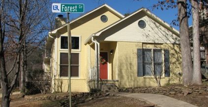 Bright new color scheme for house in Little Rock ...