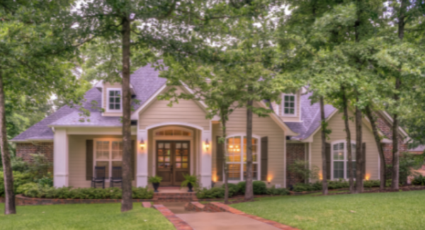 3 Reasons to Have Your House Painted During the Summer