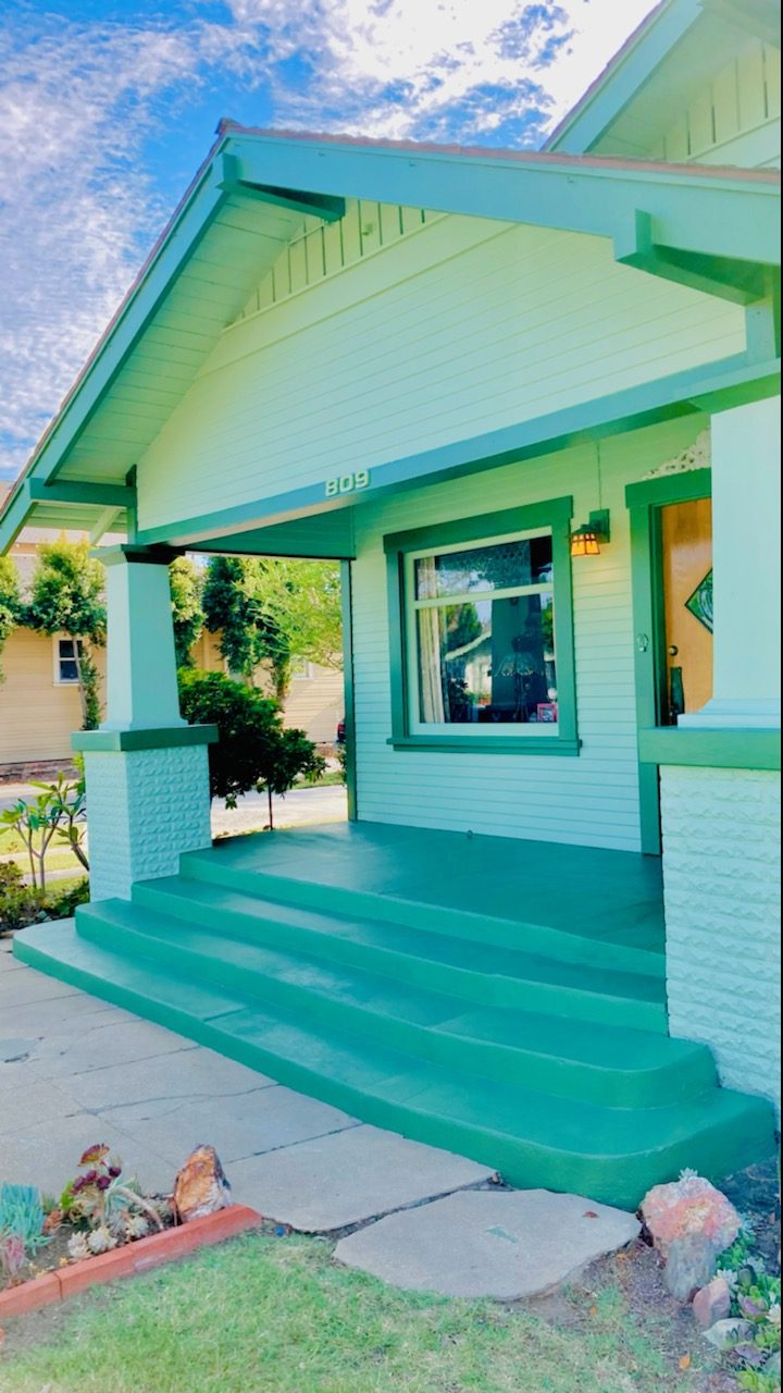Concrete porch and steps painted green. Preview Image 4
